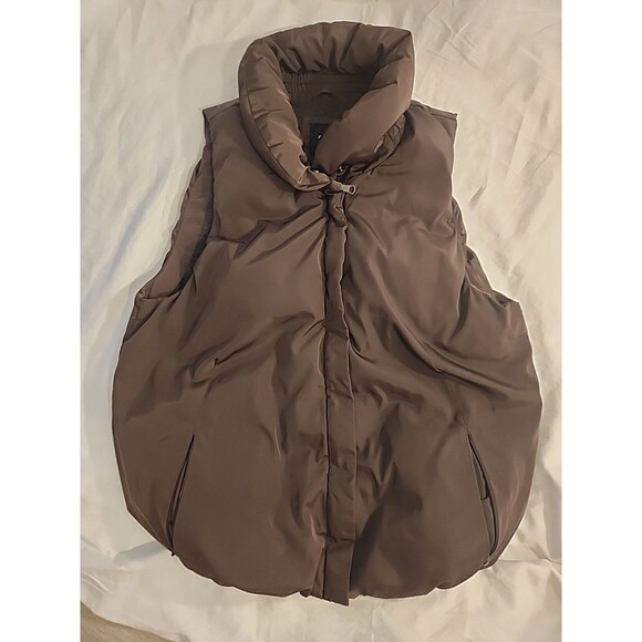 Gap Jackets & Blazers - Gap Womens Puffer Vest Jacket Size Medium Taupe Full Zip Pockets Fall Winter